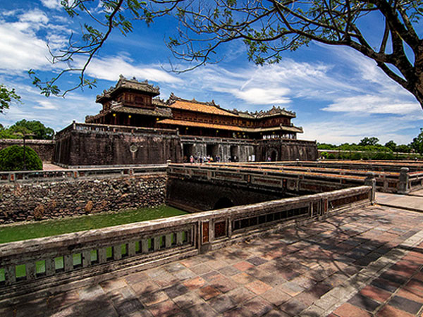 du lich,Du lịch Đà Nẵng – Huế – Động Thiên Đường – Vũng Chùa 