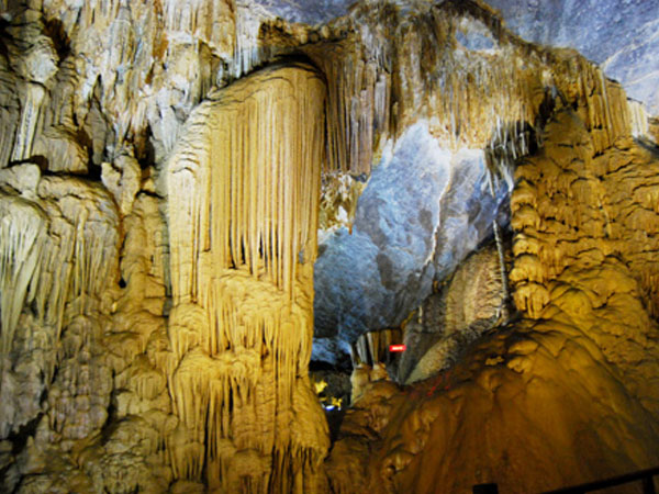 du lich, du lich gia re, tour du lich